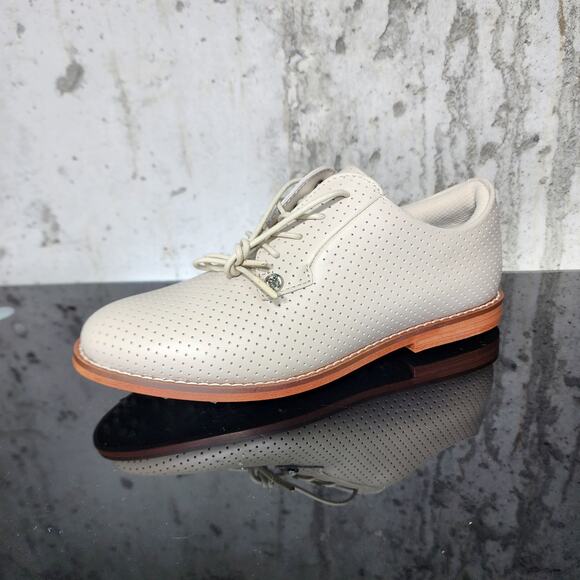 MSRP $225 G/Fore Perforated Leather Gallivanter Cream Size 6 New With Box - Picture 1 of 4